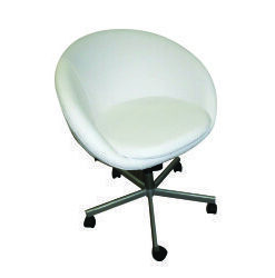 C16N2 Bistro Chair (Leather with Wheels)